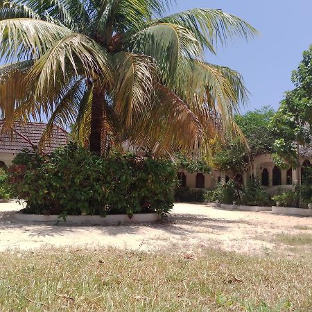 H & H Bungalows Nungwi Kültér fotó
