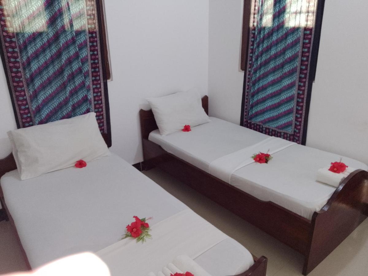 H & H Bungalows Nungwi Kültér fotó