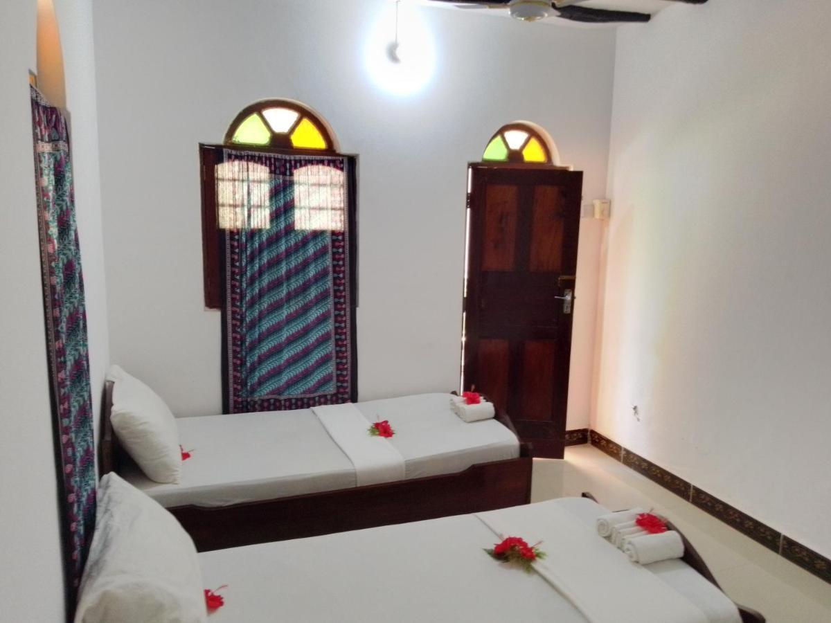 H & H Bungalows Nungwi Kültér fotó